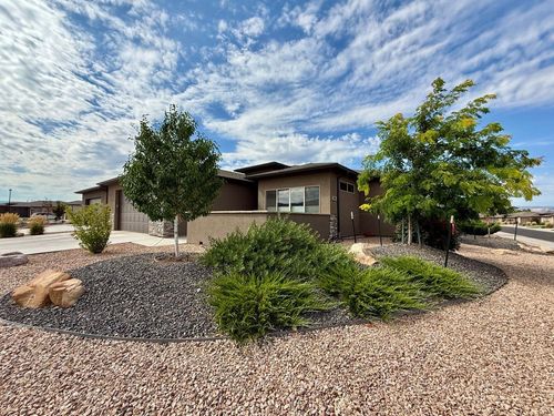 890 Spring Xing, Grand Junction, CO, 81506-4704 | Card Image