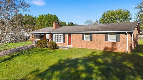 260 Northwood Hills Road, North Wilkesboro, NC, 28659 | Card Image