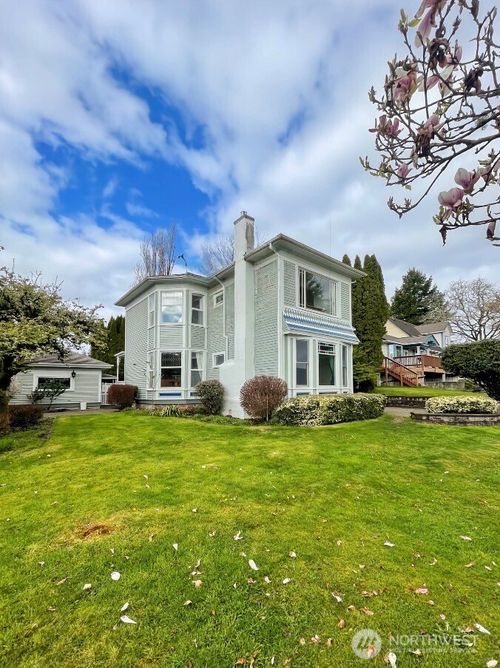 1510 W Water St, South Bend, WA, 98586-8904 | Card Image