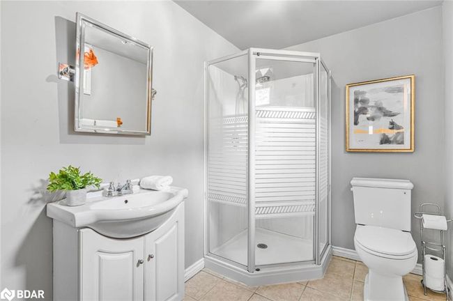 18 Princess Dr, House other with 3 bedrooms, 2 bathrooms and 6 parking in Lisle ON | Image 34