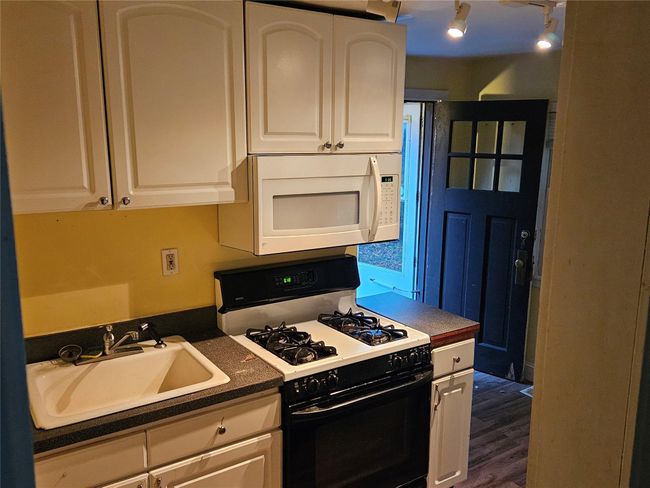 67 Davis Ave, House other with 4 bedrooms, 3 bathrooms and null parking in Poughkeepsie NY | Image 35