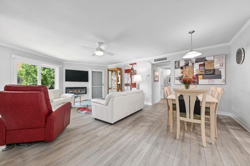 15-W170N11423 Armada Drive, Germantown, WI, 53022 | Card Image