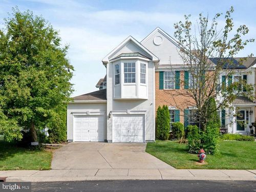 9 Willow Way, BORDENTOWN, NJ, 08505-3144 | Card Image