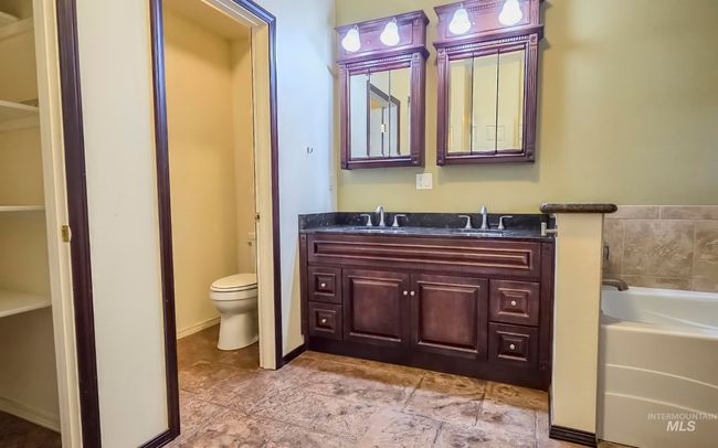 1005 Viola Ln, House other with 5 bedrooms, 3 bathrooms and null parking in Viola ID | Image 20