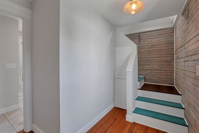 Shiplap walls | Image 48