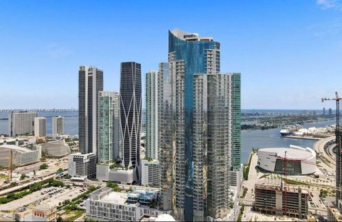 3510-851 Ne 1st Ave, Miami, FL, 33132-1817 | Card Image