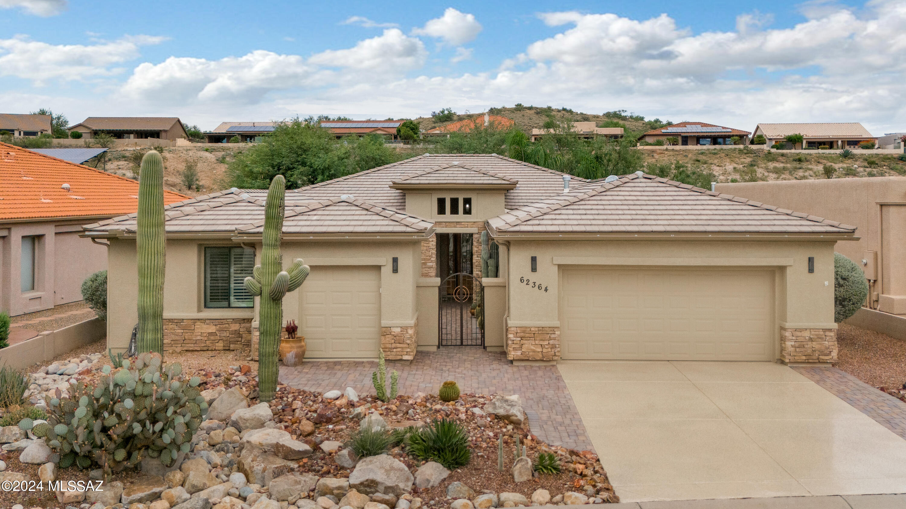 Amberwood Dr, Tucson, AZ 85739