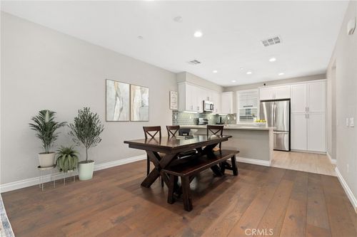 2-649 W Foothill Blvd, Glendora, CA, 91741 | Card Image