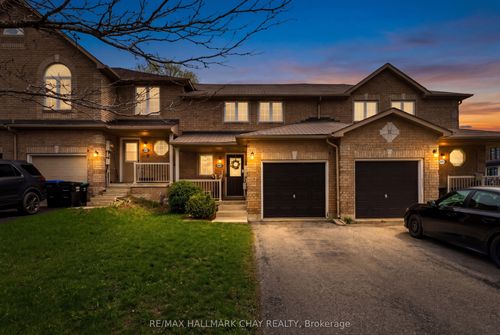 2057 Osbond Rd, Innisfil, ON, L9S0B6 | Card Image