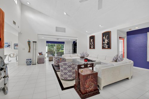 20432 Woodbridge Ln, Boca Raton, FL, 33434-4220 | Card Image