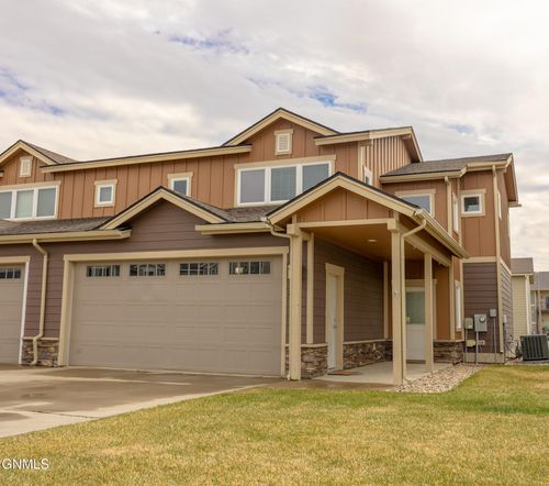 2721 28th Street W, Williston, ND, 58801 | Card Image
