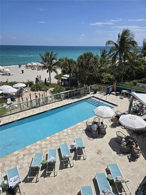 1402-17315 Collins Ave, Sunny Isles Beach, FL, 33160-3410 | Card Image