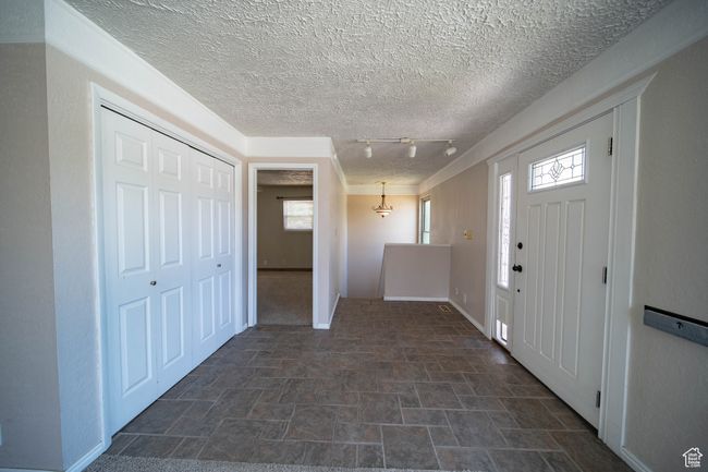 617 Aspen Cir, House other with 5 bedrooms, 2 bathrooms and 2 parking in Price UT | Image 8