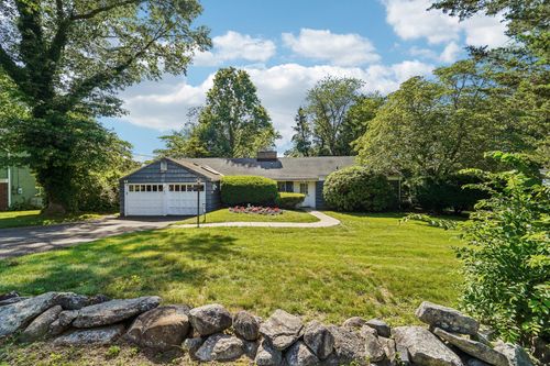 12 Paddock Rd, Rye Brook, NY, 10573-1119 | Card Image