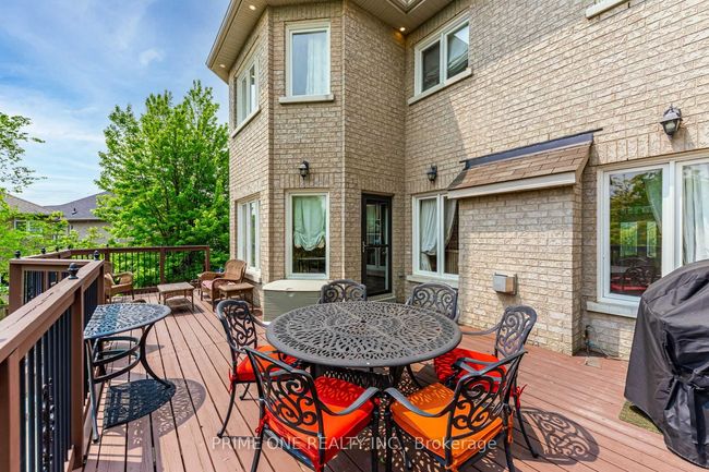19 Ridgestone Dr, House other with 6 bedrooms, 5 bathrooms and 6 parking in Richmond Hill ON | Image 45