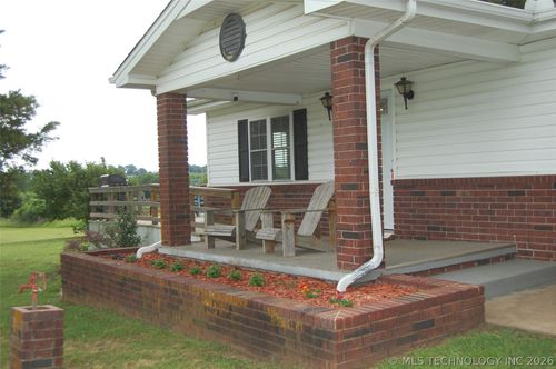 10390 Loblolly Rd, Henryetta, OK, 74437-3867 | Card Image