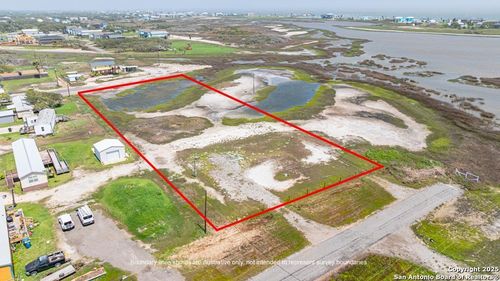 2403 S Young St, Rockport, TX, 78382 | Card Image