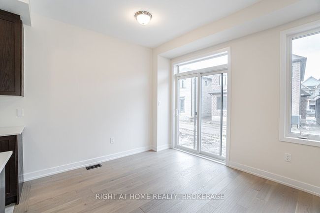 637 Etheridge Ave, House other with 4 bedrooms, 3 bathrooms and 1 parking in Milton ON | Image 11