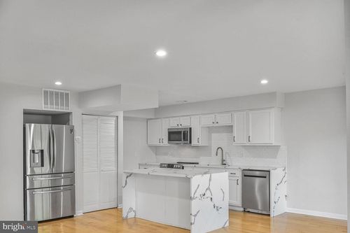 8118 Chapel Cove Dr, LAUREL, MD, 20707-5840 | Card Image