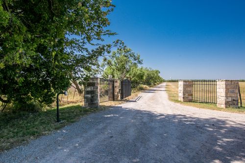 629 Co Rd 356, Ballinger, TX, 76821 | Card Image