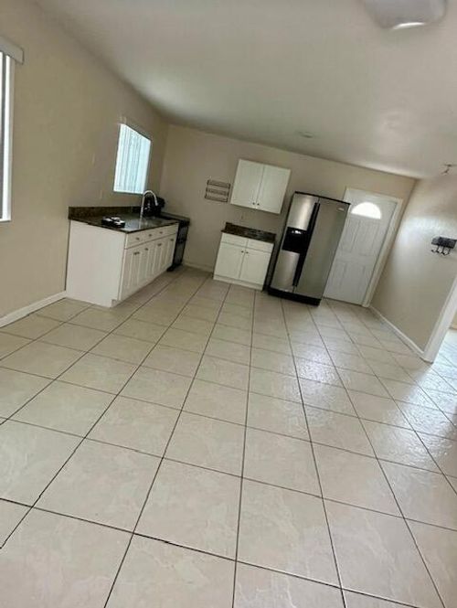 1059 S Florida Mango Rd, West Palm Beach, FL, 33406-5281 | Card Image