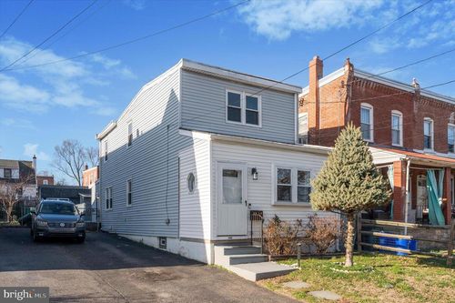 3915 James St, DREXEL HILL, PA, 19026-2718 | Card Image