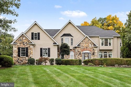 1100 Briar Way, Perkasie, PA, 18944-3888 | Card Image