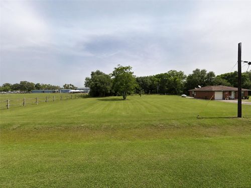 0 Brown St, Hitchcock, TX, 77563 | Card Image