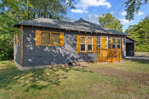 1205 Brenner Ave, Pawhuska, OK, 74056-2331 | Card Image