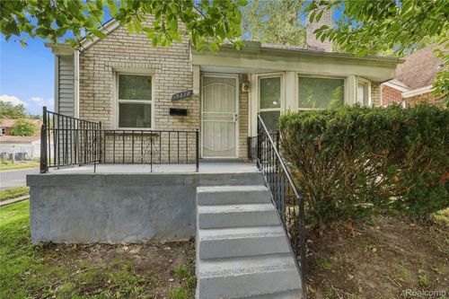 15378 Vaughan St, Detroit, MI, 48223-1753 | Card Image