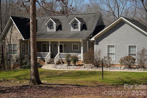 7972 Summit Ridge Dr, Catawba, NC, 28609-9053 | Card Image