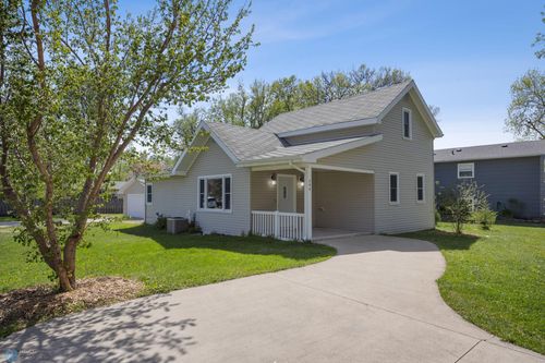 744 4th St S, Casselton, ND, 58012-3644 | Card Image