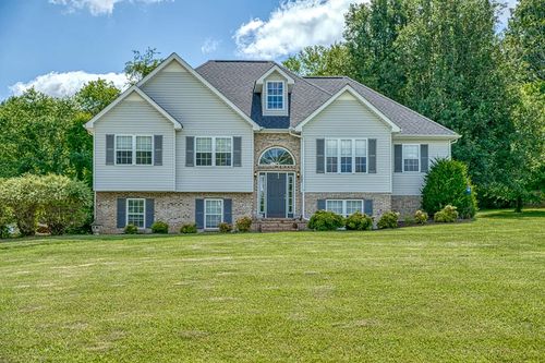 3643 Brookstone Dr, Cookeville, TN, 38506-5810 | Card Image