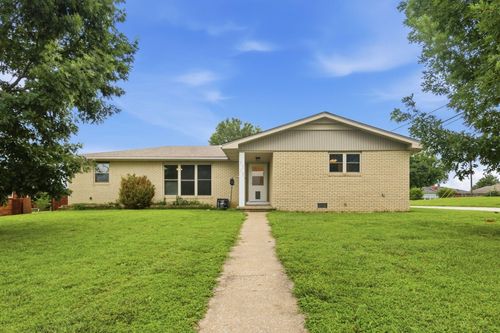 2527 Illinois Ave, Joplin, MO, 64804-2222 | Card Image