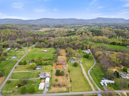 2720 Doty Chapel Rd, Afton, TN, 37616-3757 | Card Image