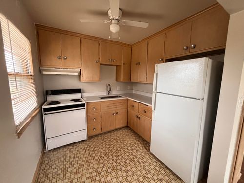5500 S Trinthammer Ave, Cudahy, WI, 53110-2348 | Card Image