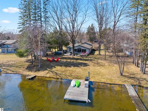 602 Green Acres St, Bellaire, MI, 49615-9415 | Card Image