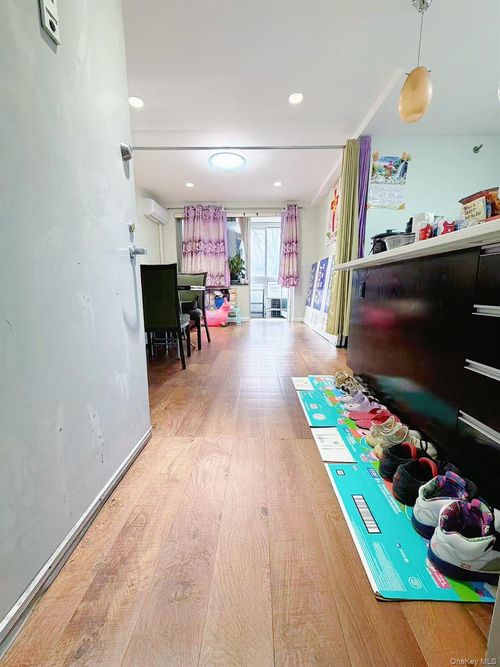 2d-132-03 Sanford Ave, Flushing, NY, 11355 | Card Image