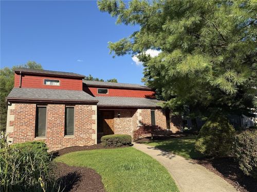 1147 Oakwood Dr, Jefferson Hills, PA, 15025-3083 | Card Image