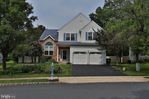 4518 Old Oak Rd, DOYLESTOWN, PA, 18902-9725 | Card Image