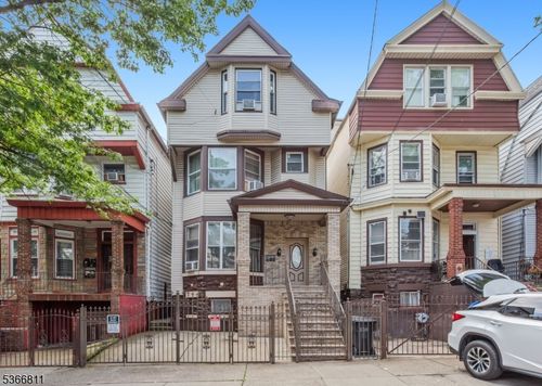 320 Clifton Ave, Newark, NJ, 07104-1229 | Card Image
