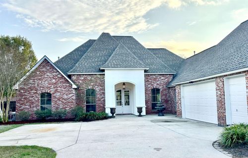 41133 Clearwater Ave, Gonzales, LA, 70737-0731 | Card Image