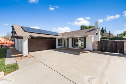 19532 Delight St, Santa Clarita, CA, 91351-2050 | Card Image