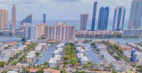 apt-106-3750 Ne 169th St, North Miami Beach, FL, 33160-3216 | Card Image