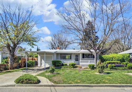 315 Hamilton Dr, Fairfield, CA, 94533-5844 | Card Image