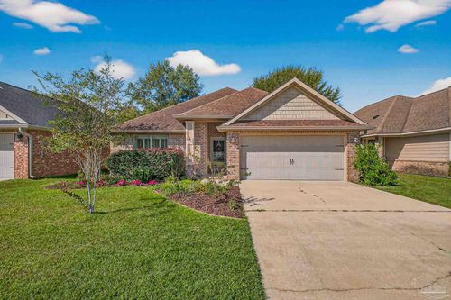 2527 Fiddlers Cir, Cantonment, FL, 32533-5716 | Card Image