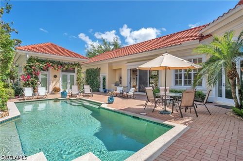 7060 Verde Way, NAPLES, FL, 34108-6514 | Card Image