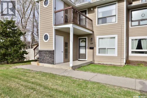 220 Cedar Meadow Dr, Regina, SK, S4X3J6 | Card Image