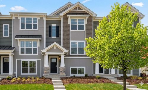 2267 Glacier St, Mundelein, IL, 60060-2107 | Card Image