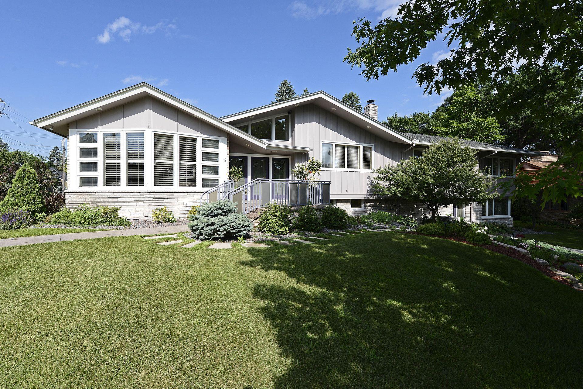 Huntington Ave, Minneapolis, MN 55416